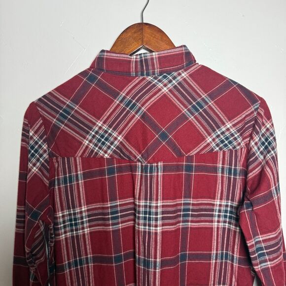 Kuhl Women's Red Maroon Plaid Shirt Popover Women's Size Medium Style# 8219 - Picture 7 of 16